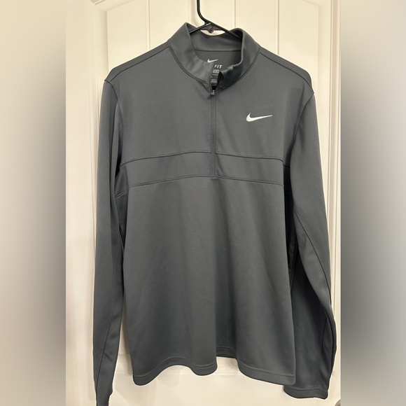 Nike grey 1/4 zip pullover. Mens medium - Picture 1 of 3